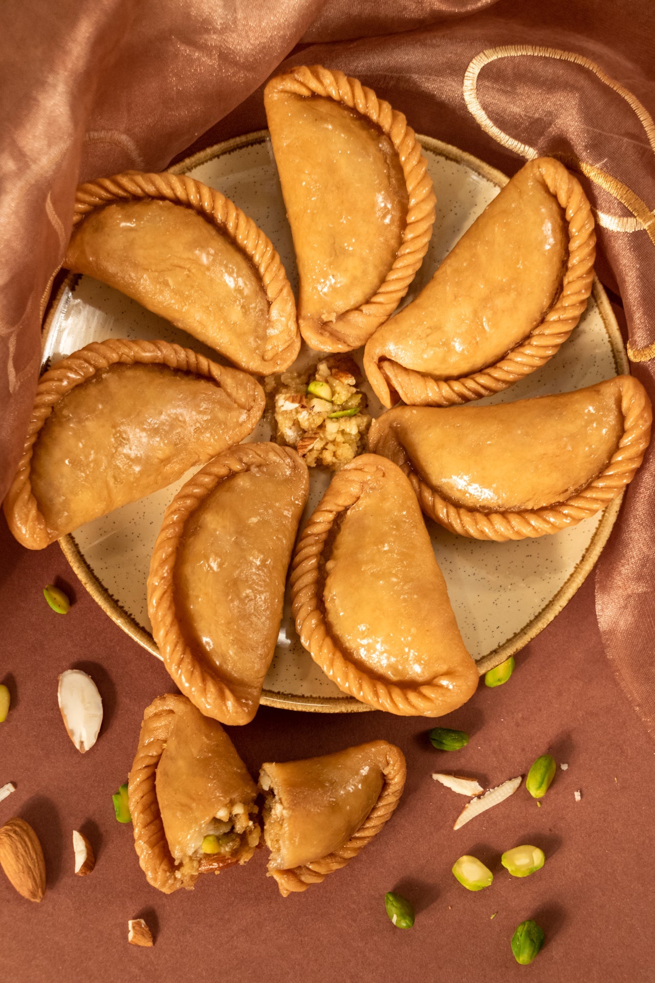 Mava Gujiya