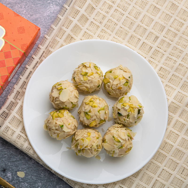 Kaju Bite Laddu