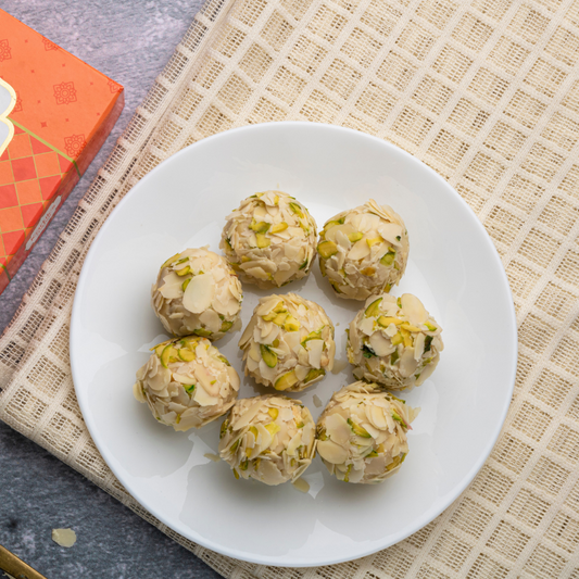 Kaju Bite Laddu
